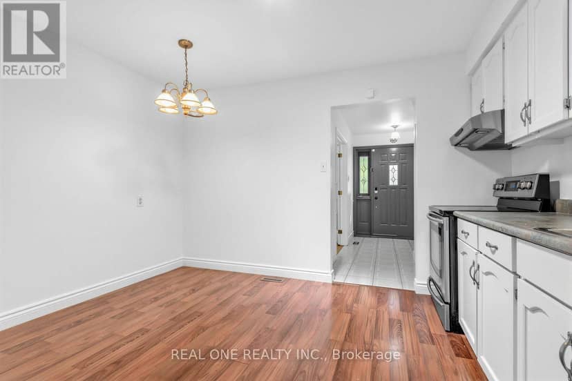10 Devins Drive — photo 8 of 35