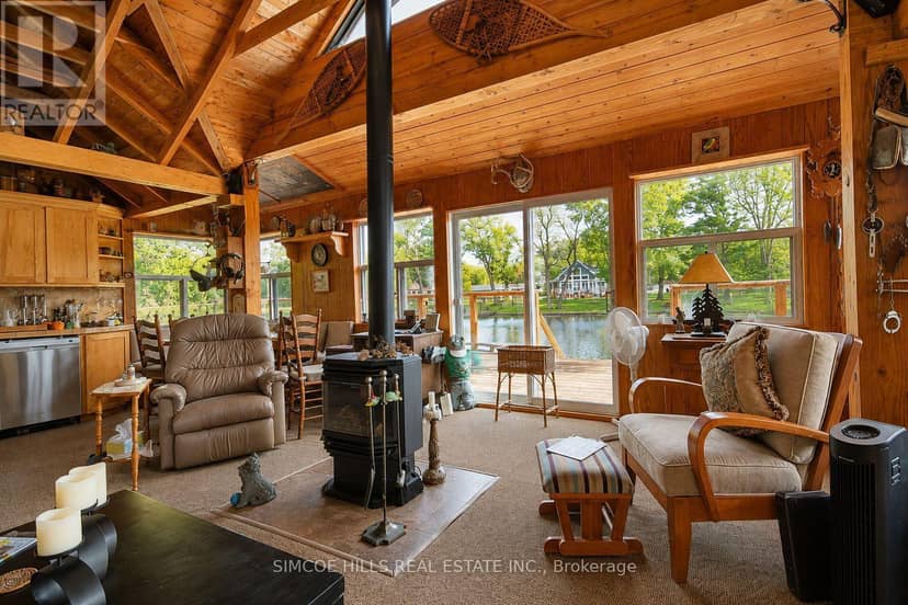 4266 Canal Road — photo 7 of 32