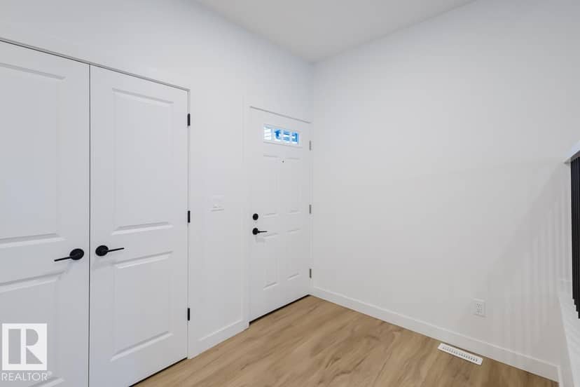 6411 27 AV SW, Edmonton, photo 4