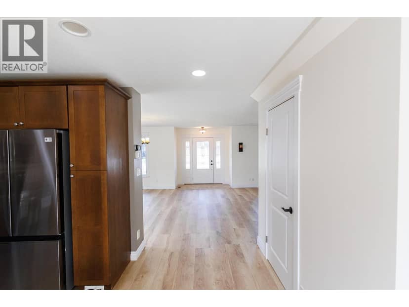 3561 COTTONWOOD CRESCENT, Terrace, photo 6