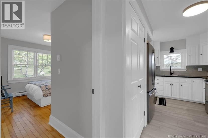 242 Fiander Road — photo 11 of 40