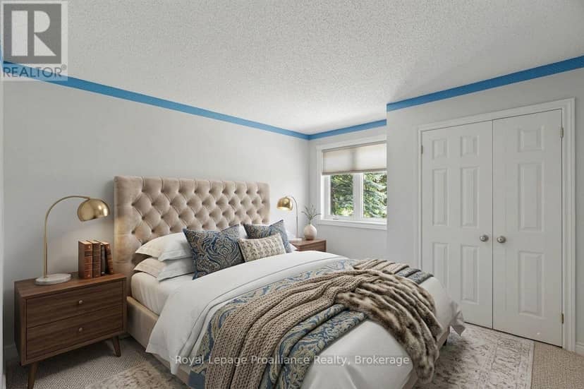 201 - 245 Elgin Street W — photo 10 of 22