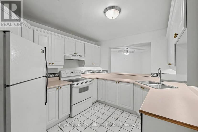 201 - 245 Elgin Street W — photo 8 of 22