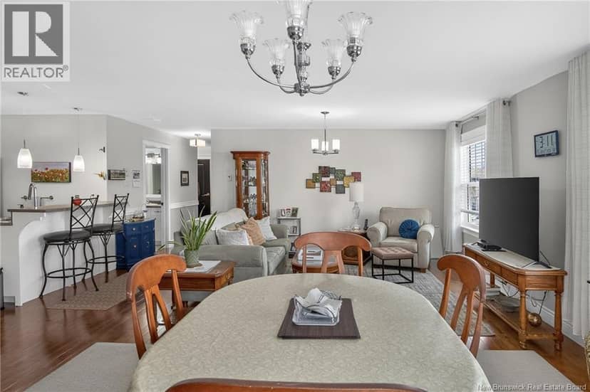 20 King George Court Unit# 302 — photo 19 of 35