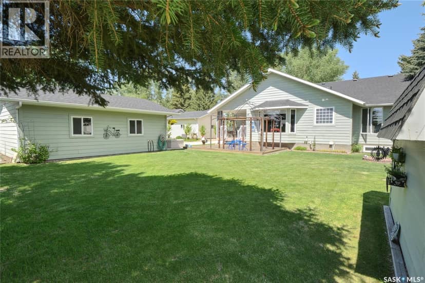 105 Sargent CRESCENT — photo 37 of 40