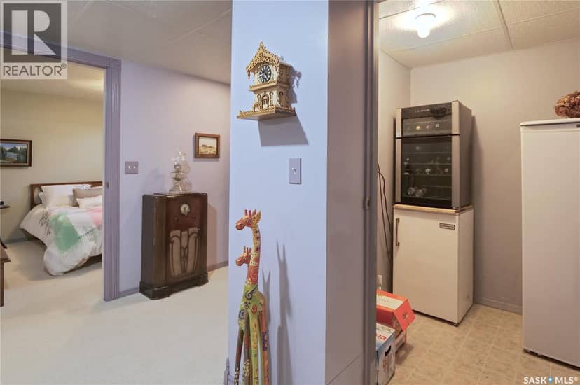 105 Sargent CRESCENT — photo 27 of 40