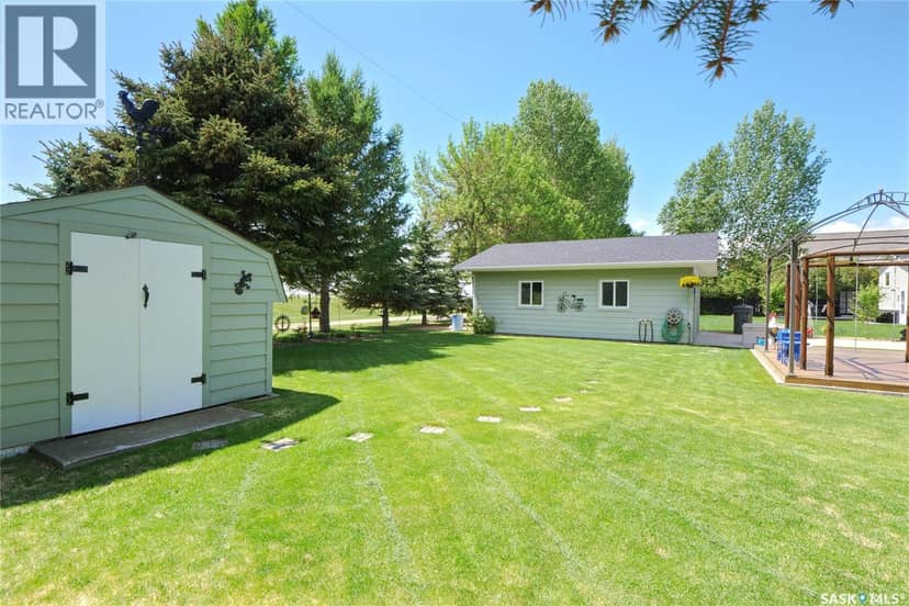 105 Sargent CRESCENT — photo 38 of 40
