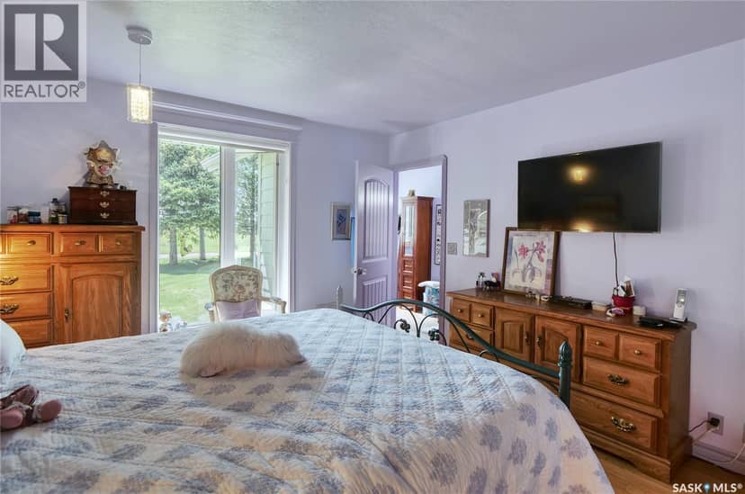 105 Sargent CRESCENT — photo 19 of 40