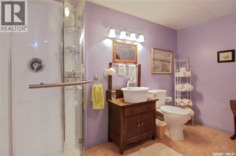 105 Sargent CRESCENT — photo 26 of 40