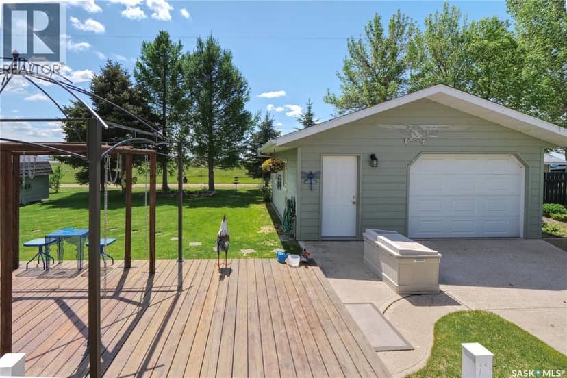 105 Sargent CRESCENT — photo 40 of 40