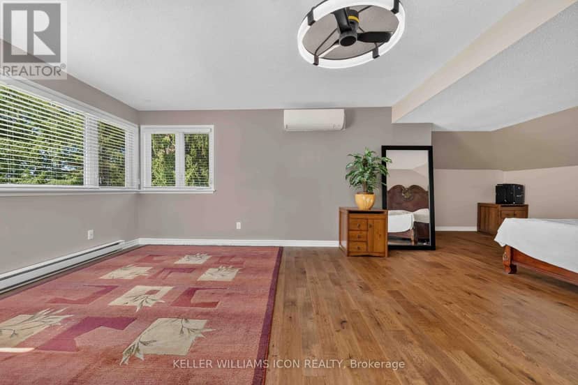 2770 Prince Of Wales Drive — photo 24 of 40