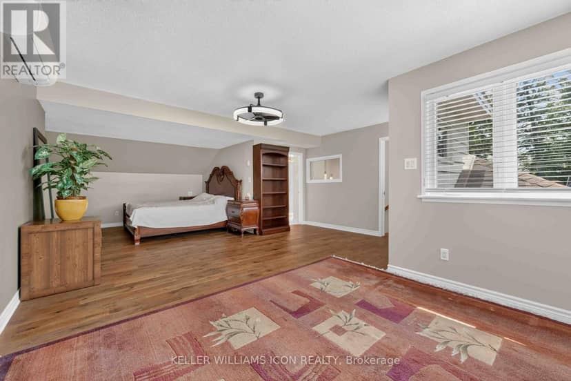 2770 Prince Of Wales Drive — photo 25 of 40