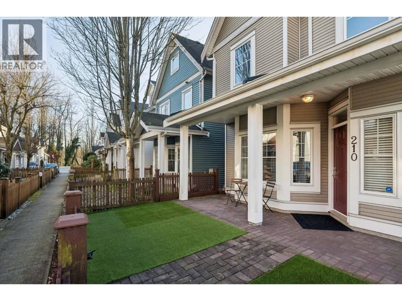210 3000 RIVERBEND DRIVE, Coquitlam, photo 2