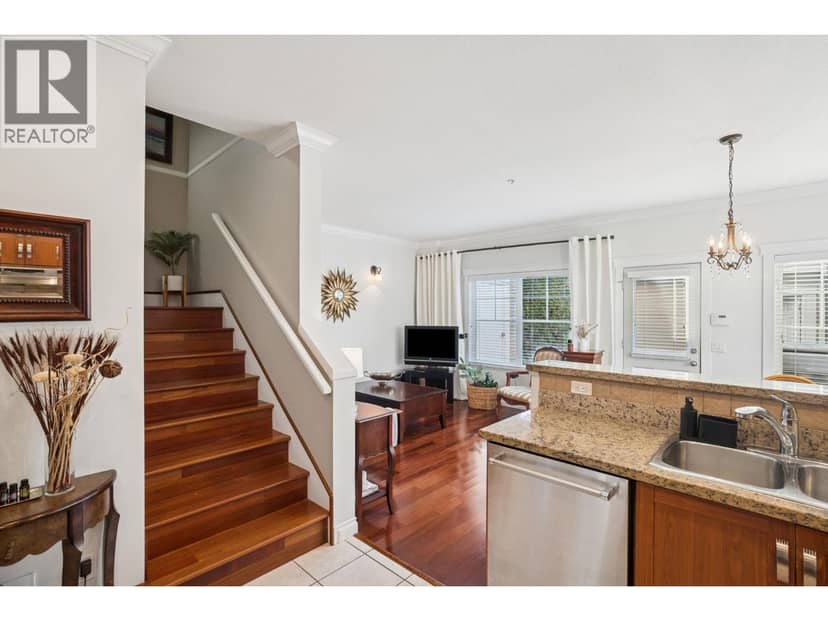 210 3000 RIVERBEND DRIVE, Coquitlam, photo 6