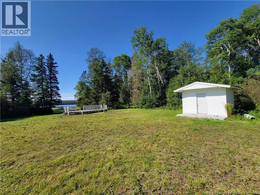 Lakefield Road — photo 8 of 19