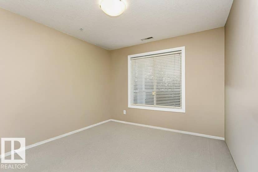 #318 78A McKenney Av — photo 31 of 40