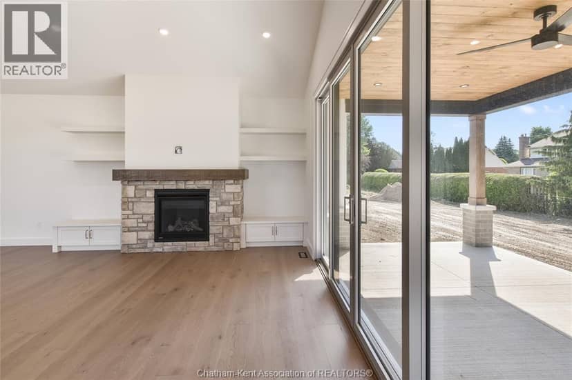 67 Rosewood CRESCENT — photo 16 of 40