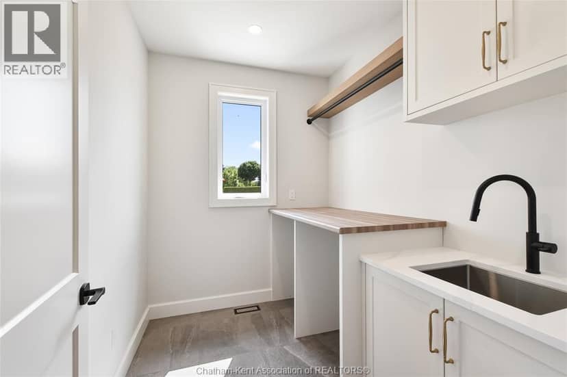67 Rosewood CRESCENT — photo 31 of 40