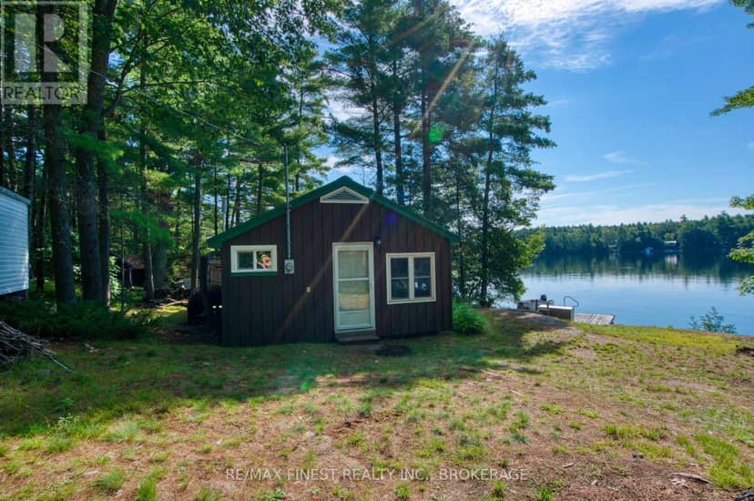 1041A Glass Lane, Frontenac, photo 2