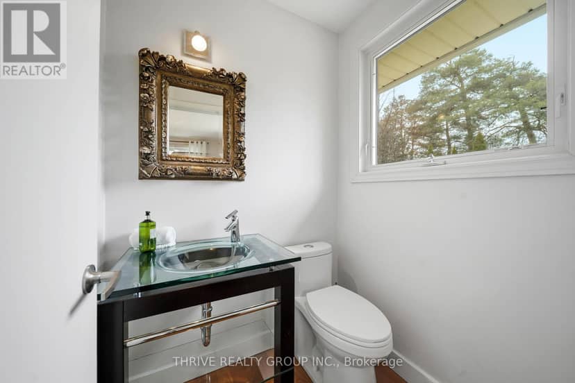 688 Westmount Hill Drive — photo 16 of 35