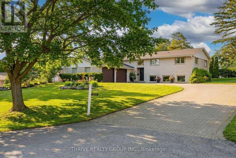688 Westmount Hill Drive, London South, photo 2