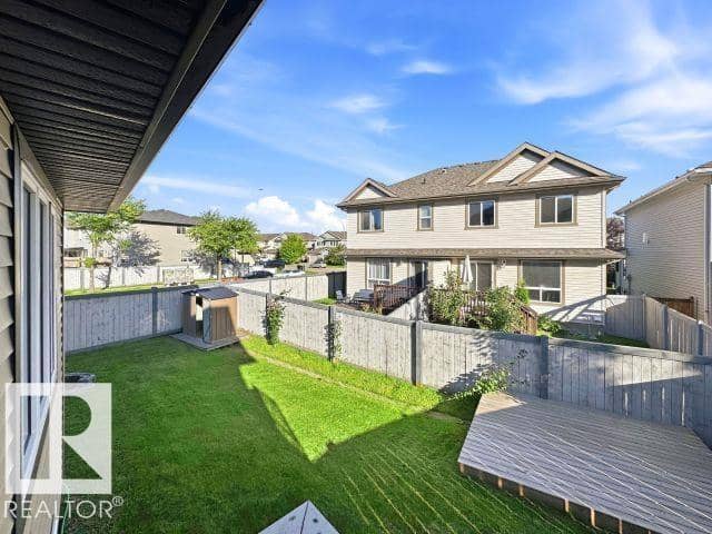 20 Aralia CV, Spruce Grove, photo 2