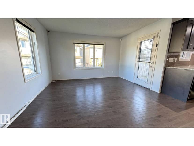 20 Aralia CV, Spruce Grove, photo 4