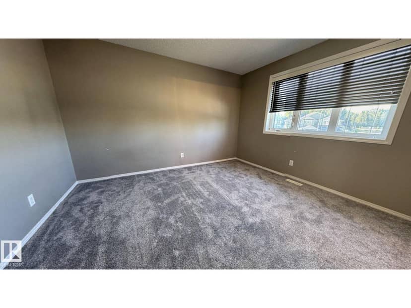 20 Aralia CV, Spruce Grove, photo 8
