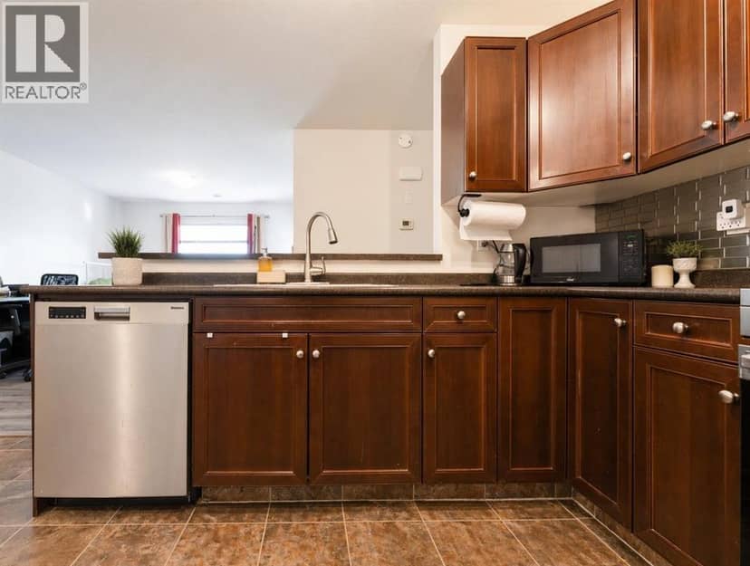 107, 8 Bayside Place — photo 9 of 22