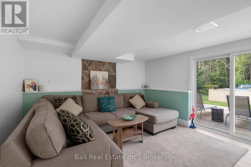 118 Echo Bay Road E — photo 30 of 40
