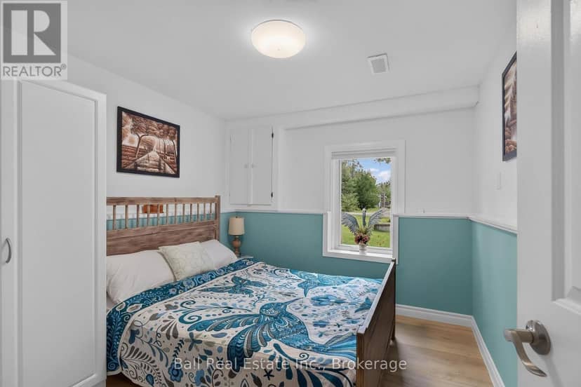118 Echo Bay Road E — photo 33 of 40