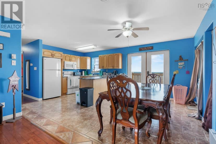 32 Evergreen Court — photo 18 of 40