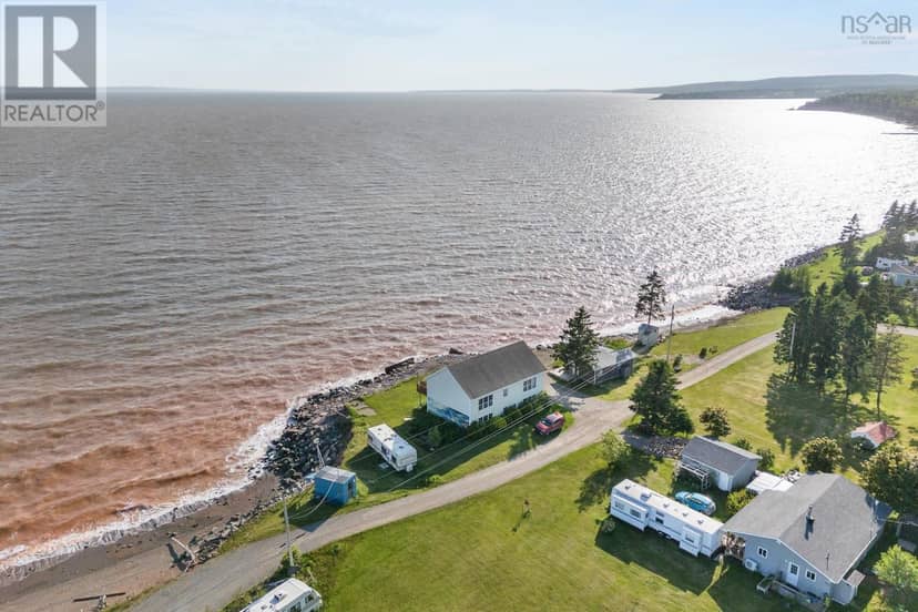 32 Evergreen Court, Bass River, photo 2