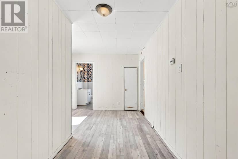 6355/6357 Cork Street — photo 28 of 40