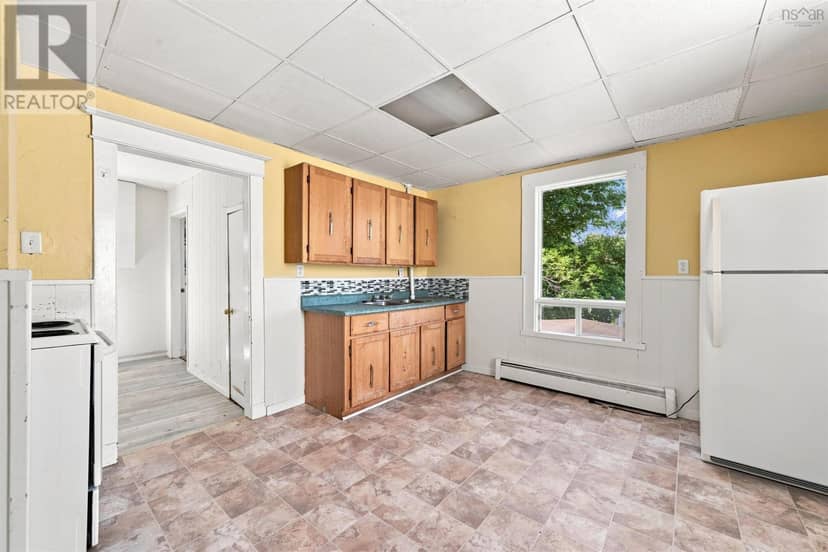 6355/6357 Cork Street — photo 37 of 40