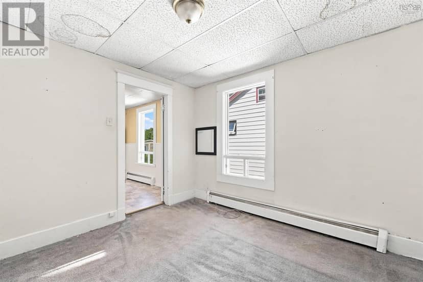 6355/6357 Cork Street — photo 39 of 40
