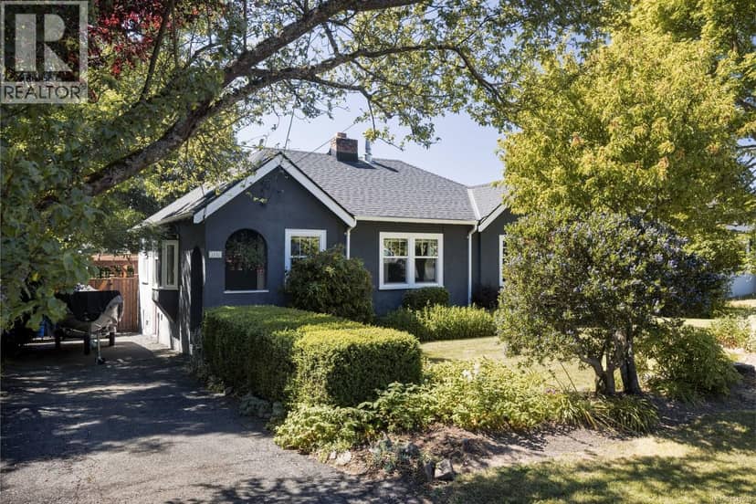 3110 Frechette St, Saanich