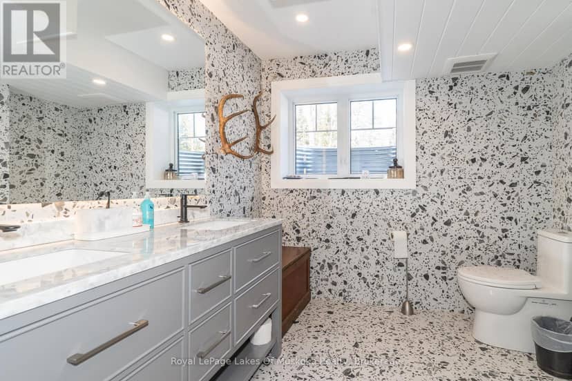 461 Rowanwood Road — photo 37 of 40