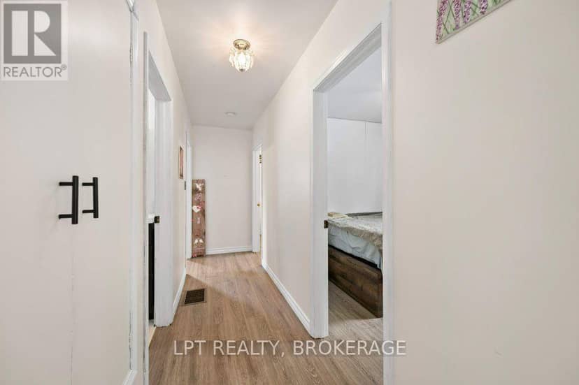 6175 Lakeview Drive — photo 13 of 40