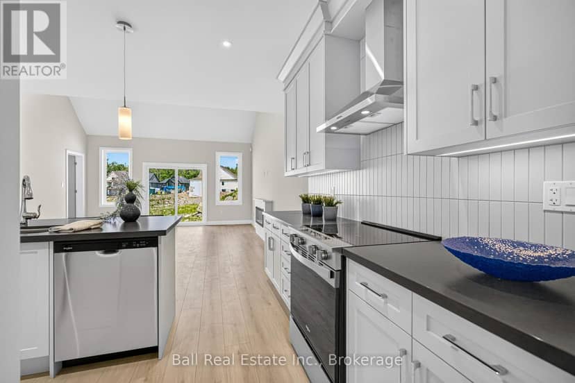 69 Cedartree Lane — photo 14 of 40