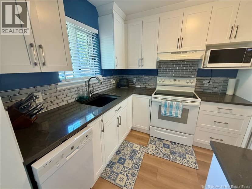 331 McLaughlin Drive Unit# 4 — photo 33 of 36