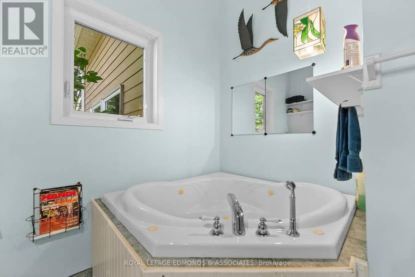 117 Blue Danube Way — photo 34 of 40