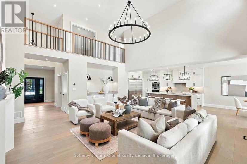 222 Oak Street — photo 14 of 40