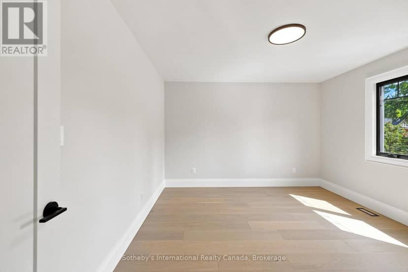 222 Oak Street — photo 37 of 40