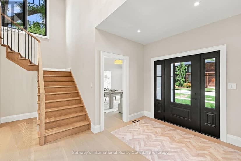 222 Oak Street — photo 5 of 40