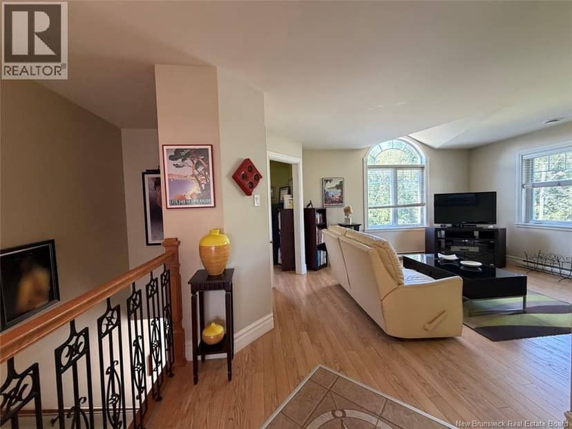 120 Hubert Street — photo 3 of 24
