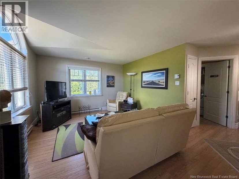 120 Hubert Street — photo 6 of 24