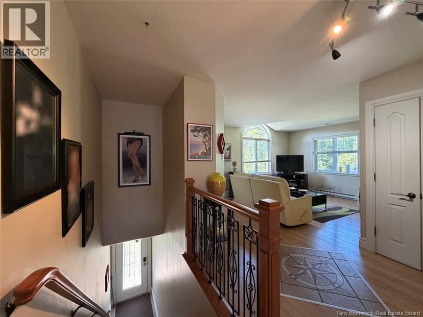 120 Hubert Street — photo 2 of 24