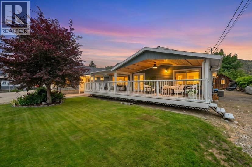 860 Fairview Road, Oliver