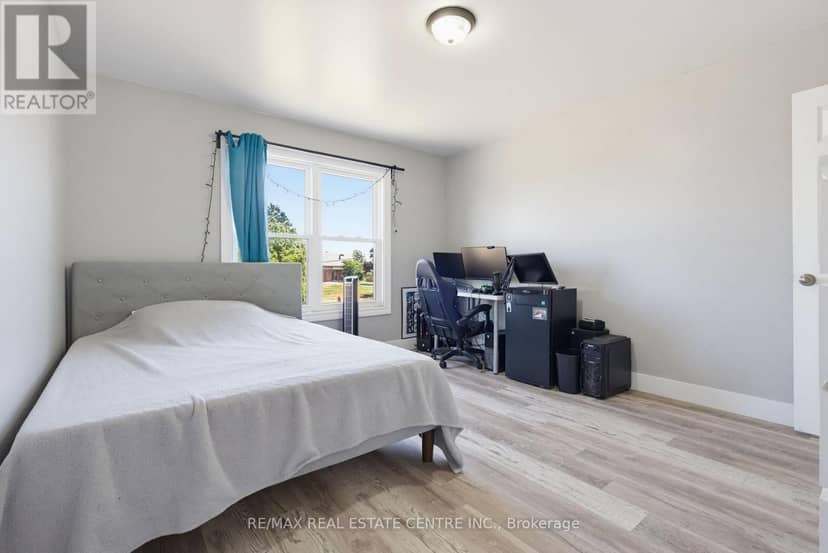 39 Amelia Street — photo 30 of 40